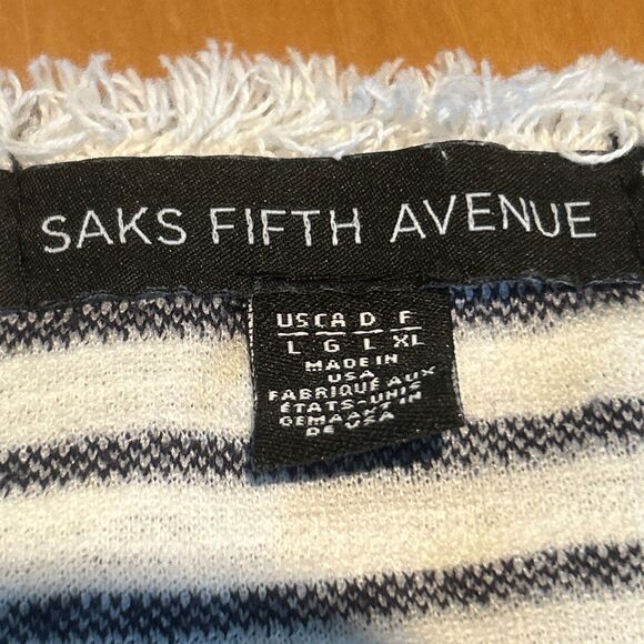 Saks Fifth Avenue Navy And White Large Top And Medium Skirt Fringe Read Descript - Picture 6 of 12